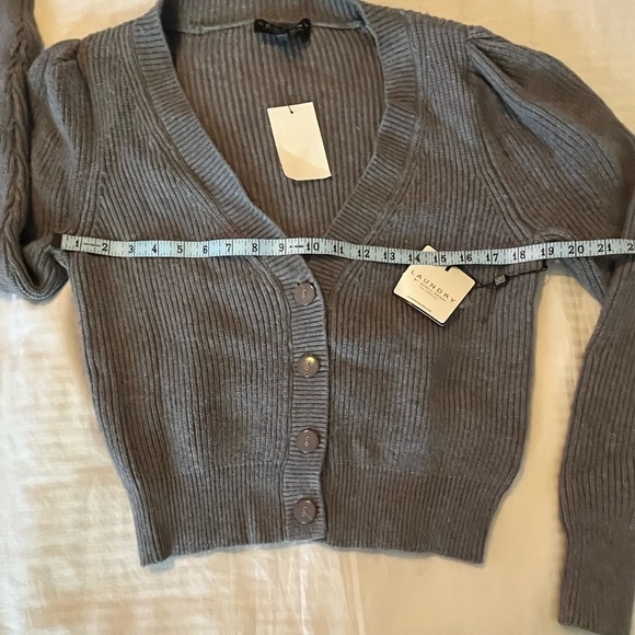 Laundry by Shelli Segal Sweater - Picture 5 of 7